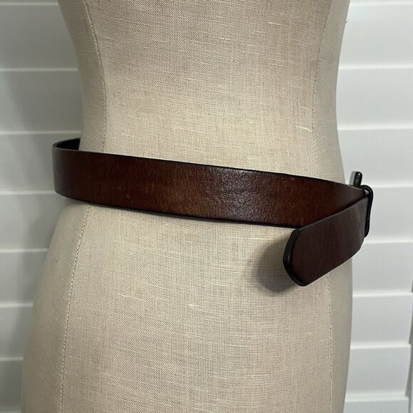Merona Brown Leather Belt Size M, Genuine leather with acrylic tortoise buckle - Picture 4 of 5